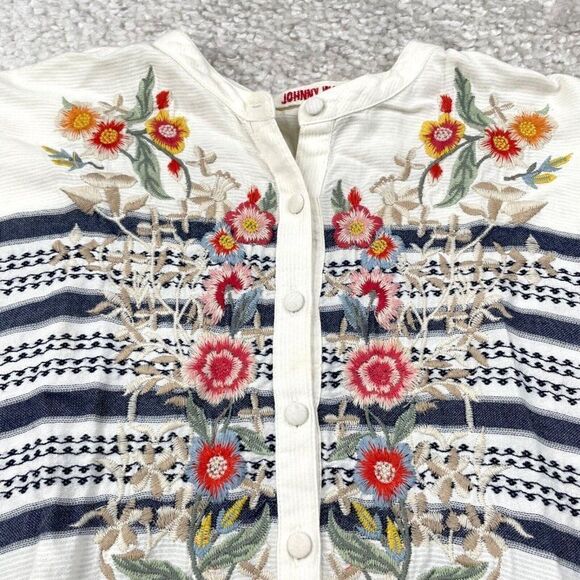 JOHNNY WAS Embroidered Floral Tunic Blouse - Picture 6 of 11